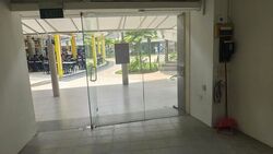 Elias Mall (D18), Retail #623529871